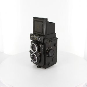 YASHICA Mat-124G
