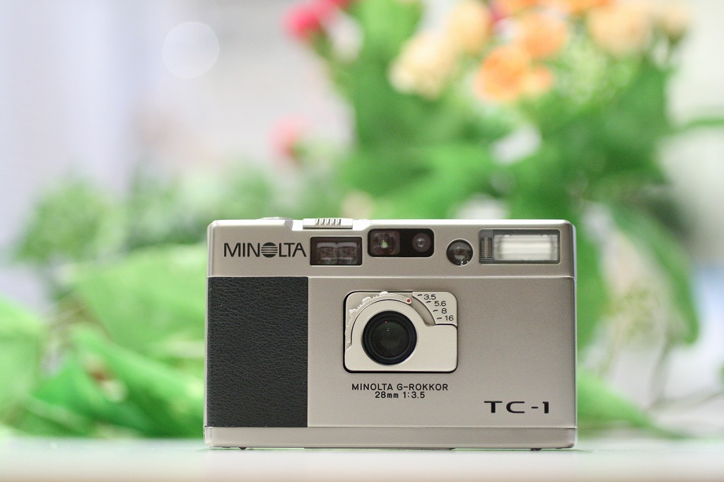 中古入荷情報】銘玉 M-ROKKORを受け継ぐ 高級コンパクトカメラ