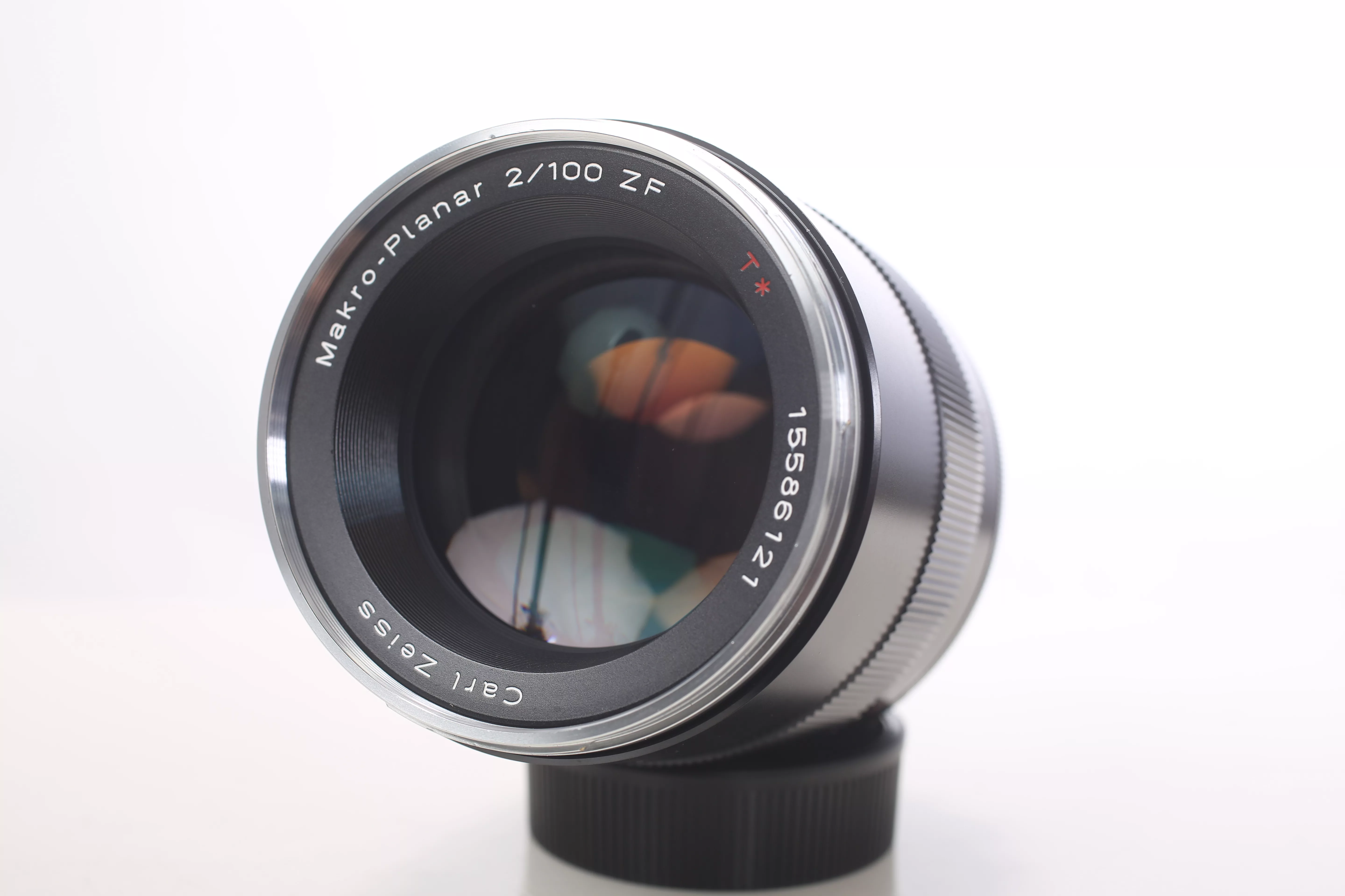 手放さないと誓った神レンズ】Carl Zeiss Makro-Planar T* 2/100 ZF