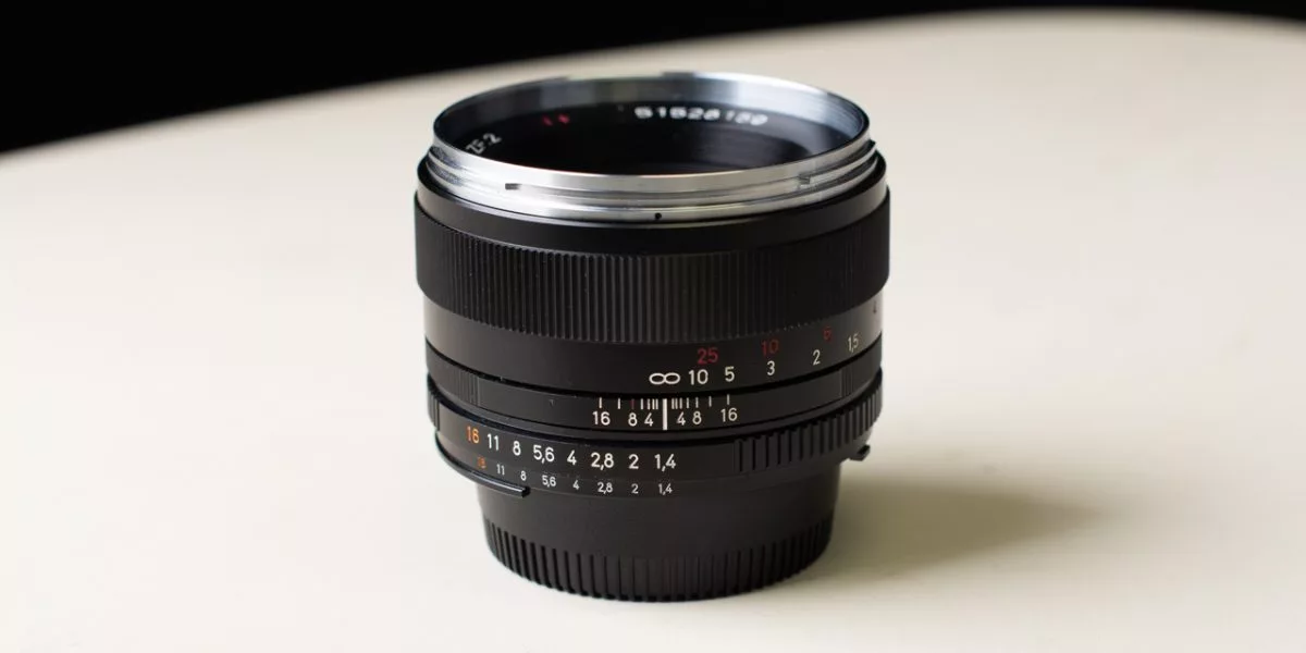 Planar T* 1.4/50 ZF.2 と AF-S NIKKOR 50mm f/1.4G 結局どこが違うの？