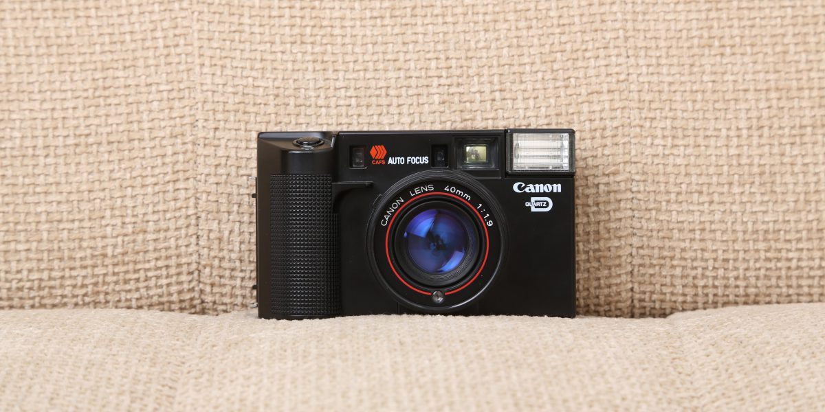 世界的に有名な Canon スーパー オートボーイ DATE QUARTZ AF35ML フィルムカメラ