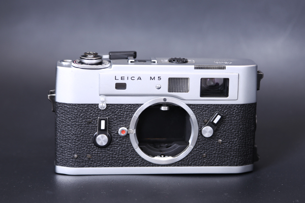M型ライカの異端児 ライカM5クロームシルバーあります|カメラ買取 M型ライカの異端児 ライカM5クロームシルバーあります|カメラ買取