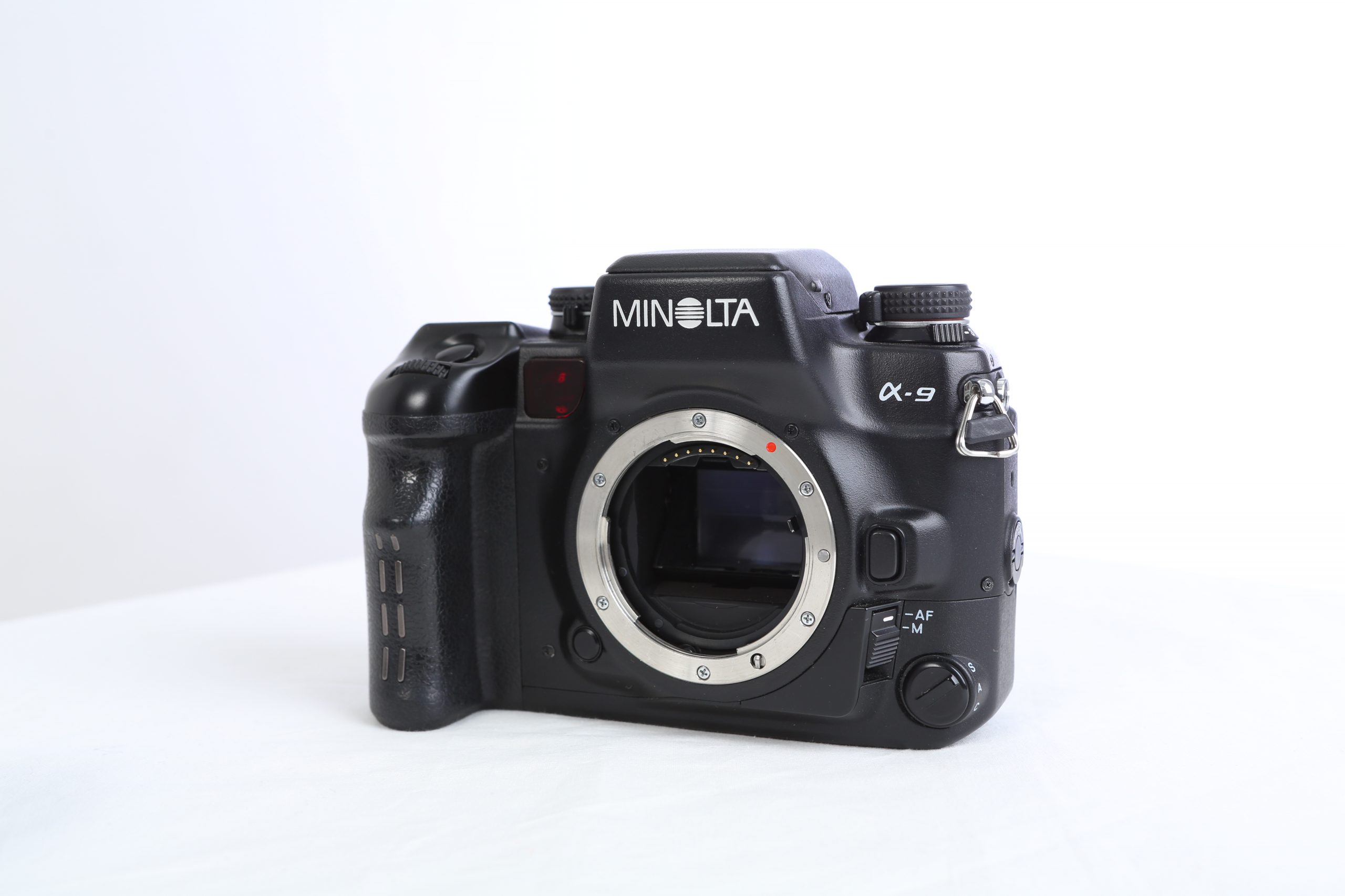 ミノルタ α-9
