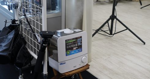 アルコール消毒や飛沫防止シートの設置