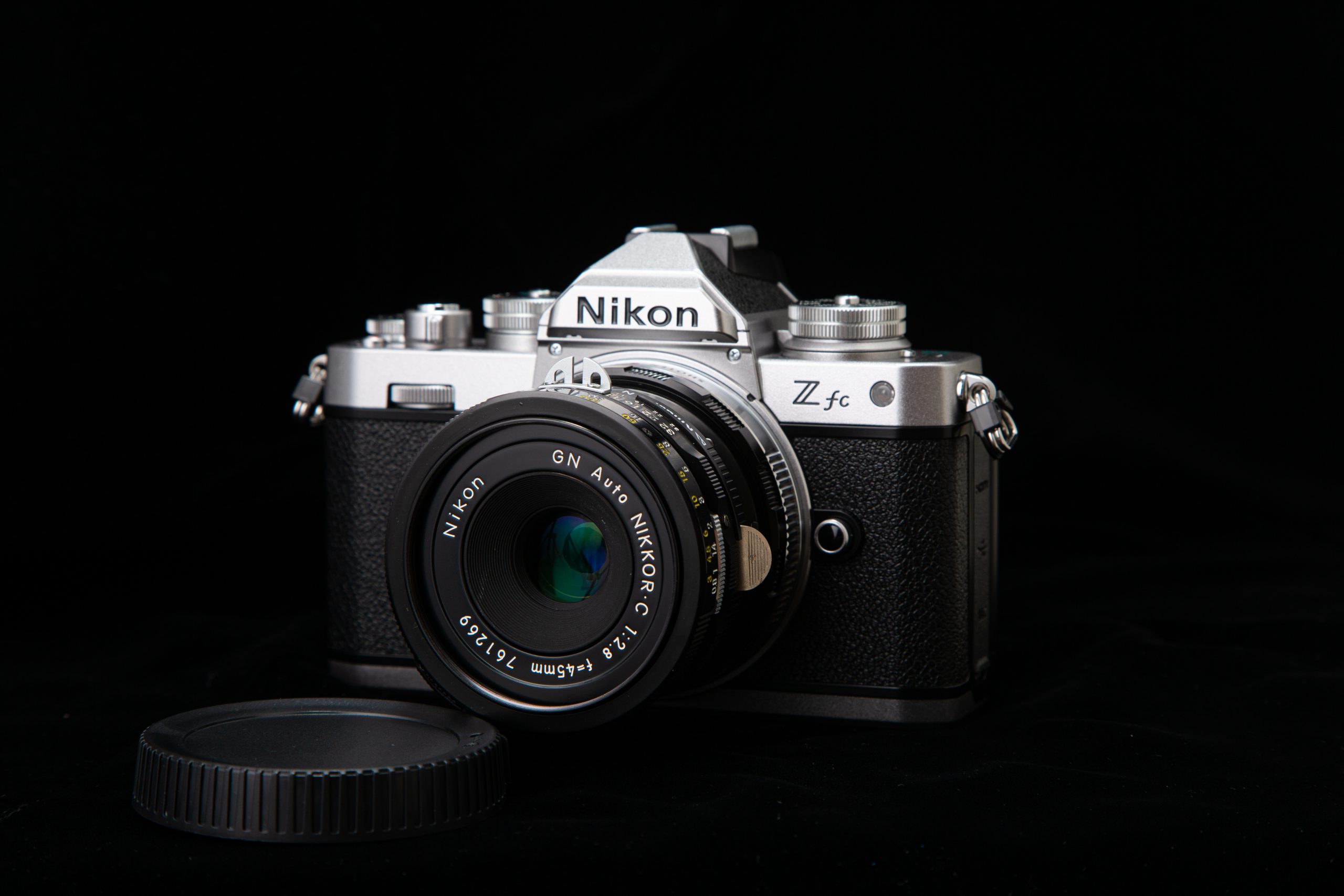 Nikon Z fc+Auto Nikkor 45mm F2.8 GN (1)