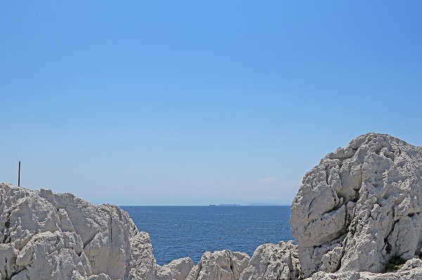 【作例付き撮影地情報】 和歌山県の夏「日本のエーゲ海!?・白崎海岸」