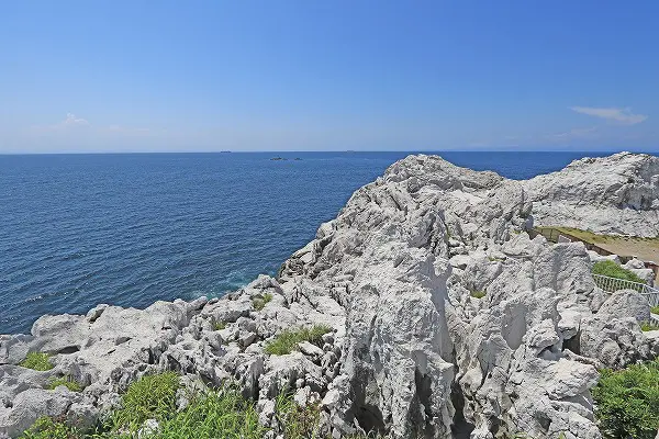 【作例付き撮影地情報】 和歌山県の夏「日本のエーゲ海!?・白崎海岸」