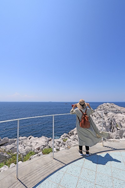【作例付き撮影地情報】 和歌山県の夏「日本のエーゲ海!?・白崎海岸」