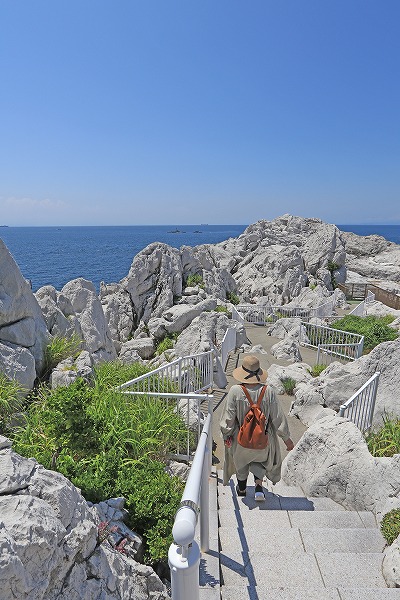 【作例付き撮影地情報】 和歌山県の夏「日本のエーゲ海!?・白崎海岸」