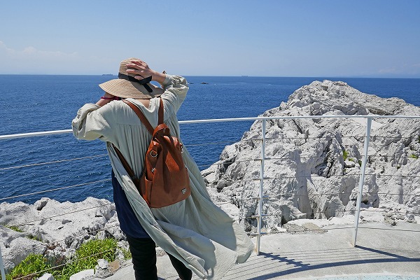【作例付き撮影地情報】 和歌山県の夏「日本のエーゲ海!?・白崎海岸」
