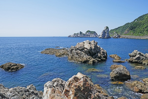 【作例付き撮影地情報】 和歌山県の夏「日本のエーゲ海!?・白崎海岸」