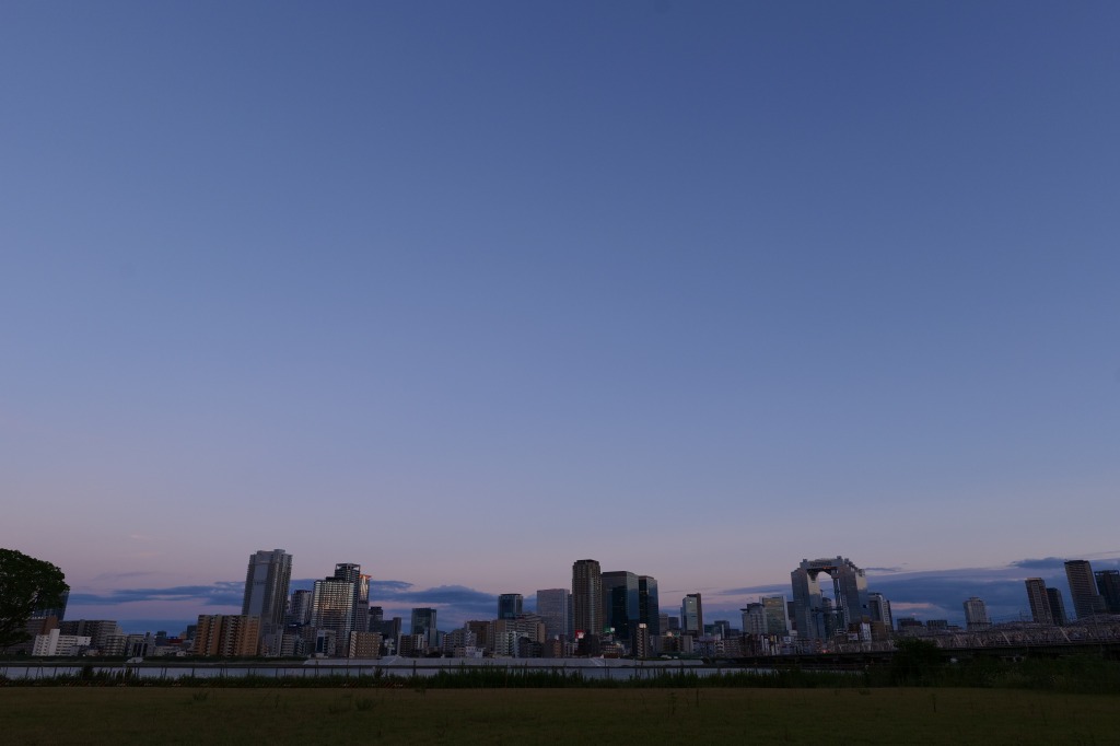 LUMIX S 24mm F1.8　風景撮影の描写イメージ　夕焼け