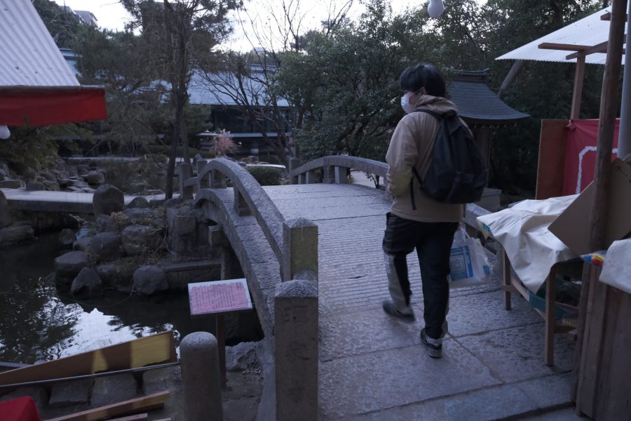 西宮神社 境内 早朝