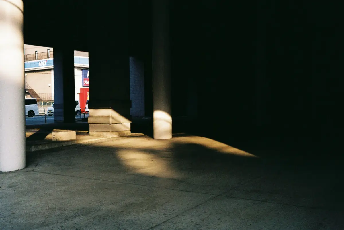 Leitz Minolta CL + NOKTON classic 40mm F1.4 MC (Kodak ProImage100)　光と影のコントラスト