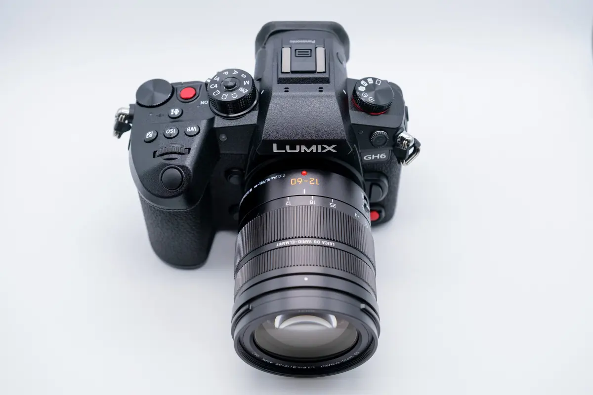 LUMIX GH6　上から