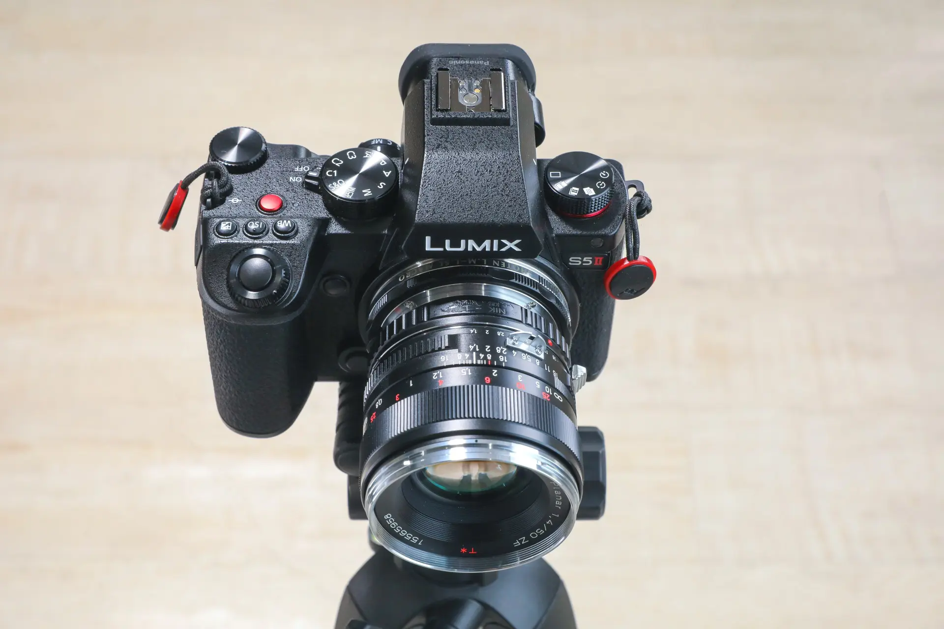 LUMIX S5IIに「SHOTEN LM-LSL M」ヘリコイド付きアダプターを装着した例