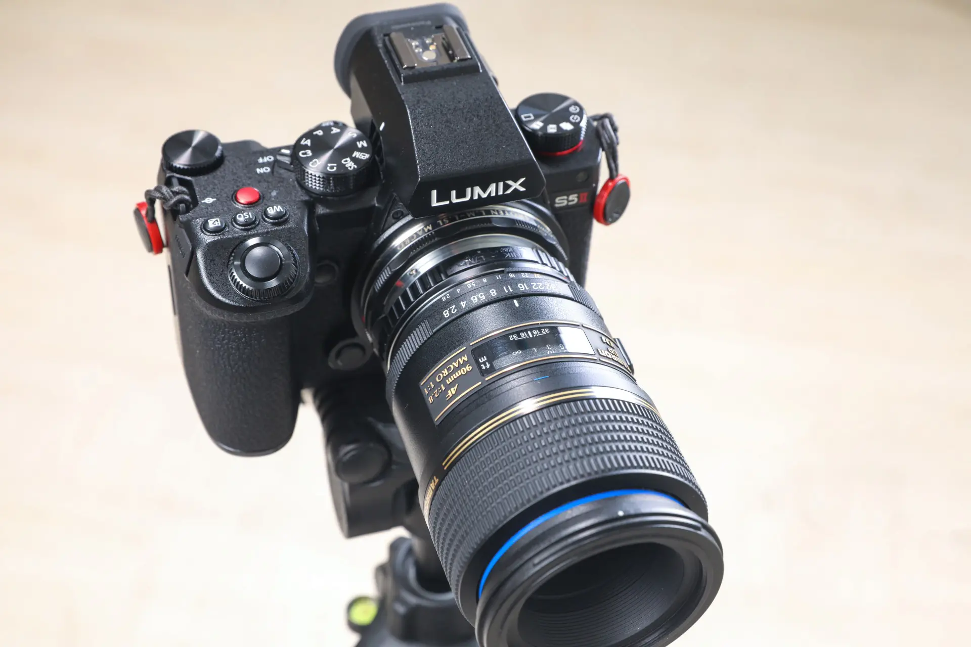 LUMIX S5IIに「SHOTEN LM-LSL M」ヘリコイド付きアダプター、さらにマクロレンズを装着
