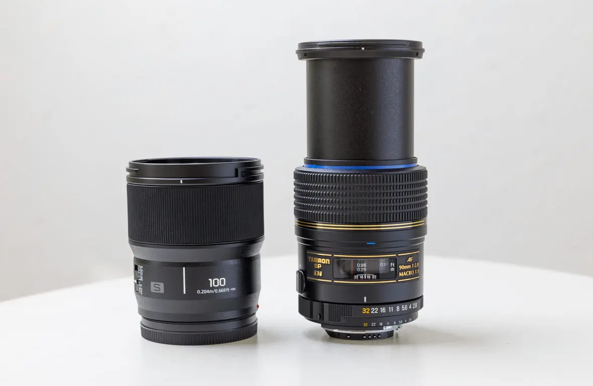 LUMIX S 100mm F2.8 MACROと全群繰り出し式レンズの比較（最短撮影時）