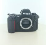 Nikon F100