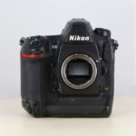 Nikon D6 ボディ
